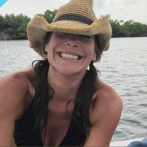 Meet your Posher, Stacy